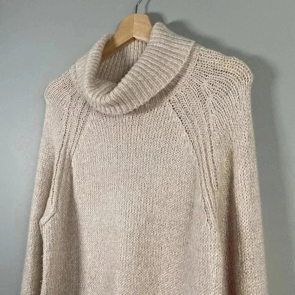 Bardot Belle Sleeve Turtleneck Fluffy Knit Sweater Blush Pink Size 10 Cozy Tunic - Picture 4 of 10